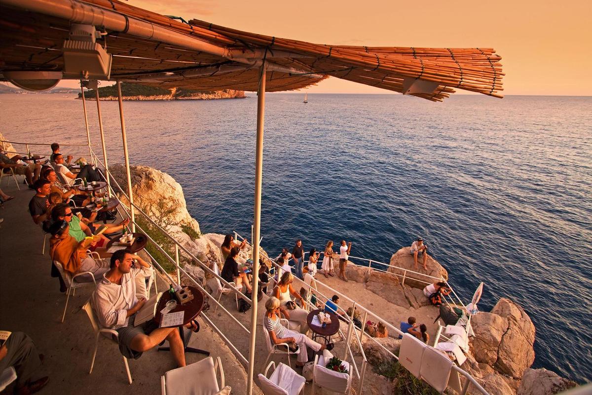 Панорамный вид на Адриатическое море