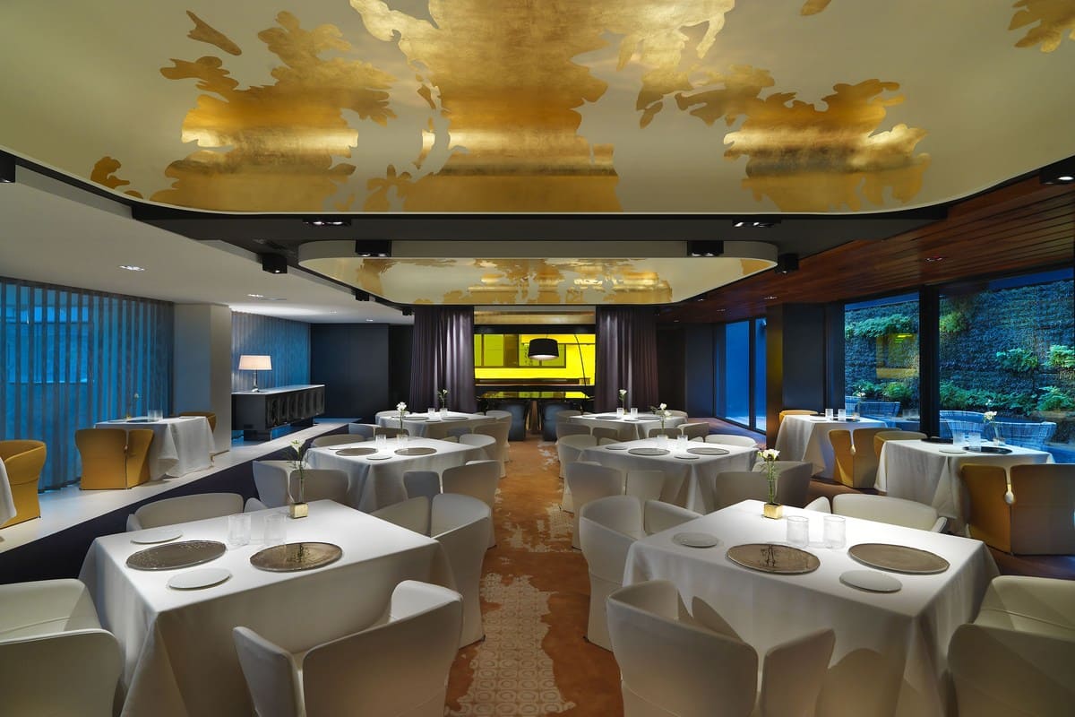 Moments restaurant