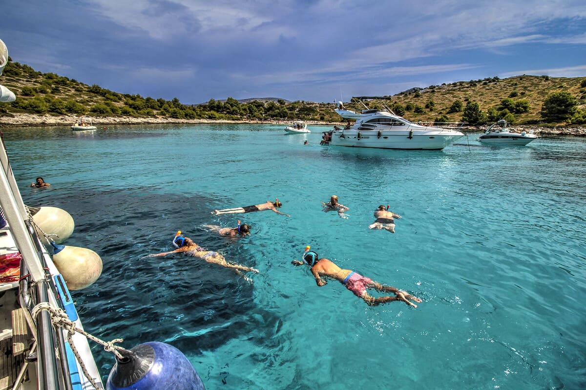 Here is a rich underwater world