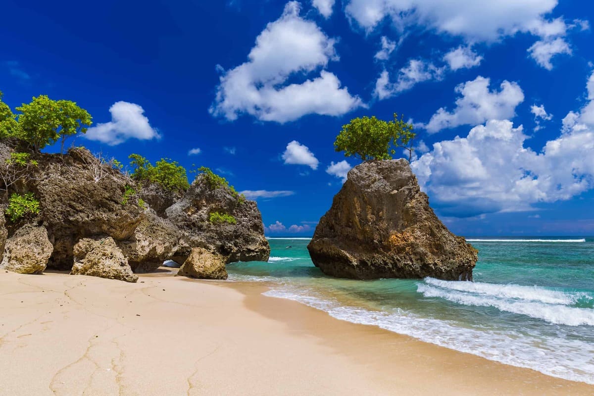 9 Top Bali Beaches: Sun-Soaked Paradise | Houseville