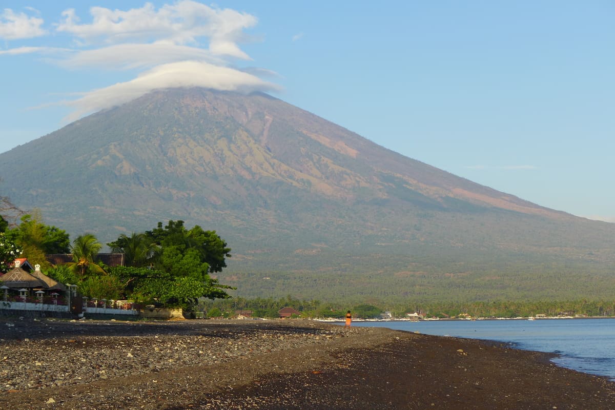 Exotic black sand Amed