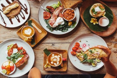 Bali Brunch Program. 5 Top Places to Eat and Relax 