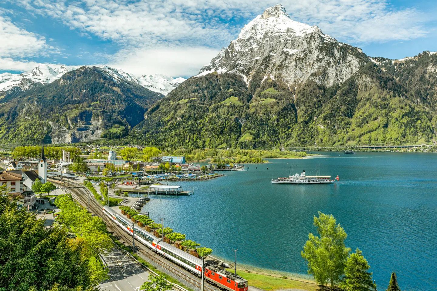 Gotthard Panorama Express